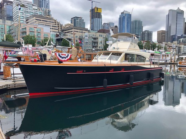 Luxury Lakewood yacht charter in WA near 98498