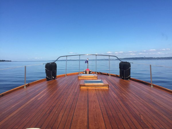 Affordable Tacoma yacht rental in WA near 98444